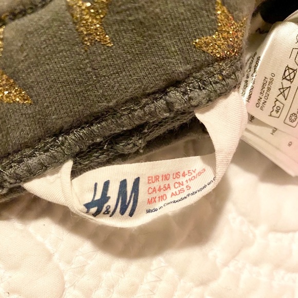 H&M girls gold glitter stars jeggings pants 4-5yr​ - Picture 3 of 3